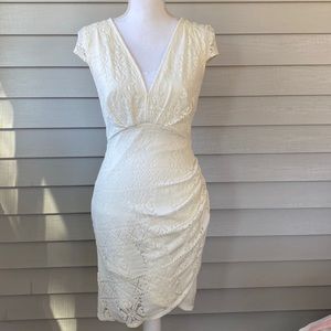 ✨LULU’S Lace Cap Sleeve Dress
